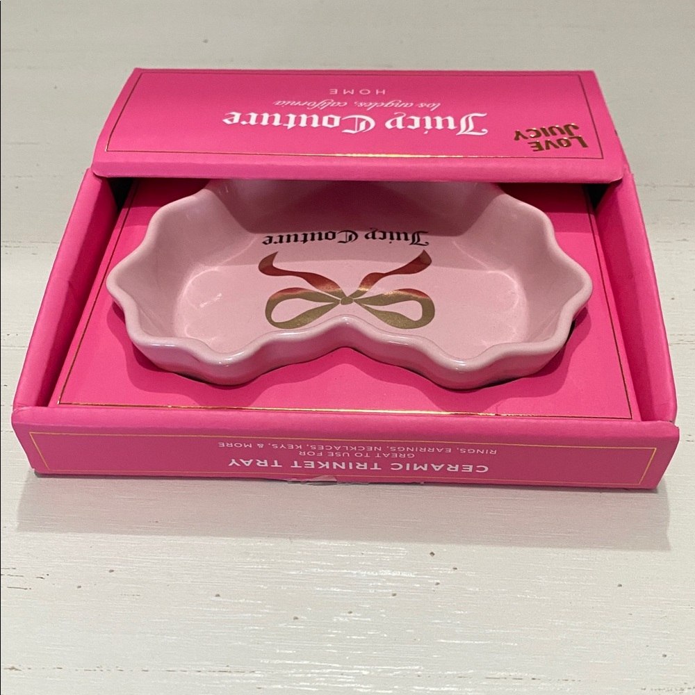 Juicy Couture Pink Ruffle Heart Ceramic Trinket Tray - Picture 5 of 6
